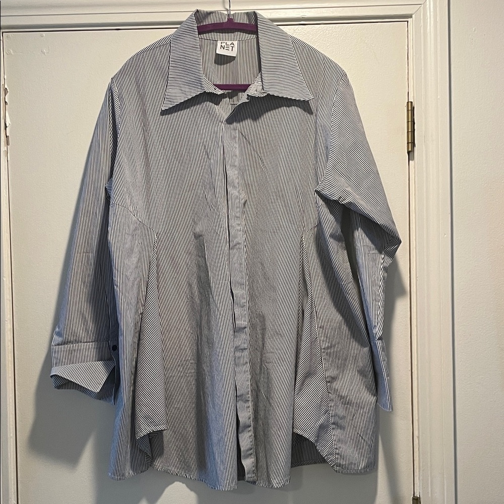 Planet by Lauren G Black White Smock Striped Button Down Asymmetrical Shirt